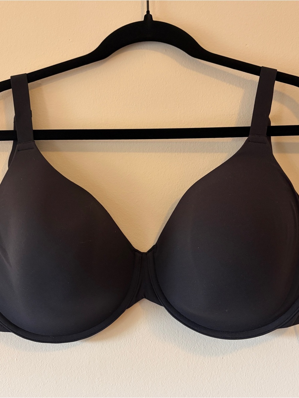 Skims Fits Everybody T-Shirt Demi Bra
